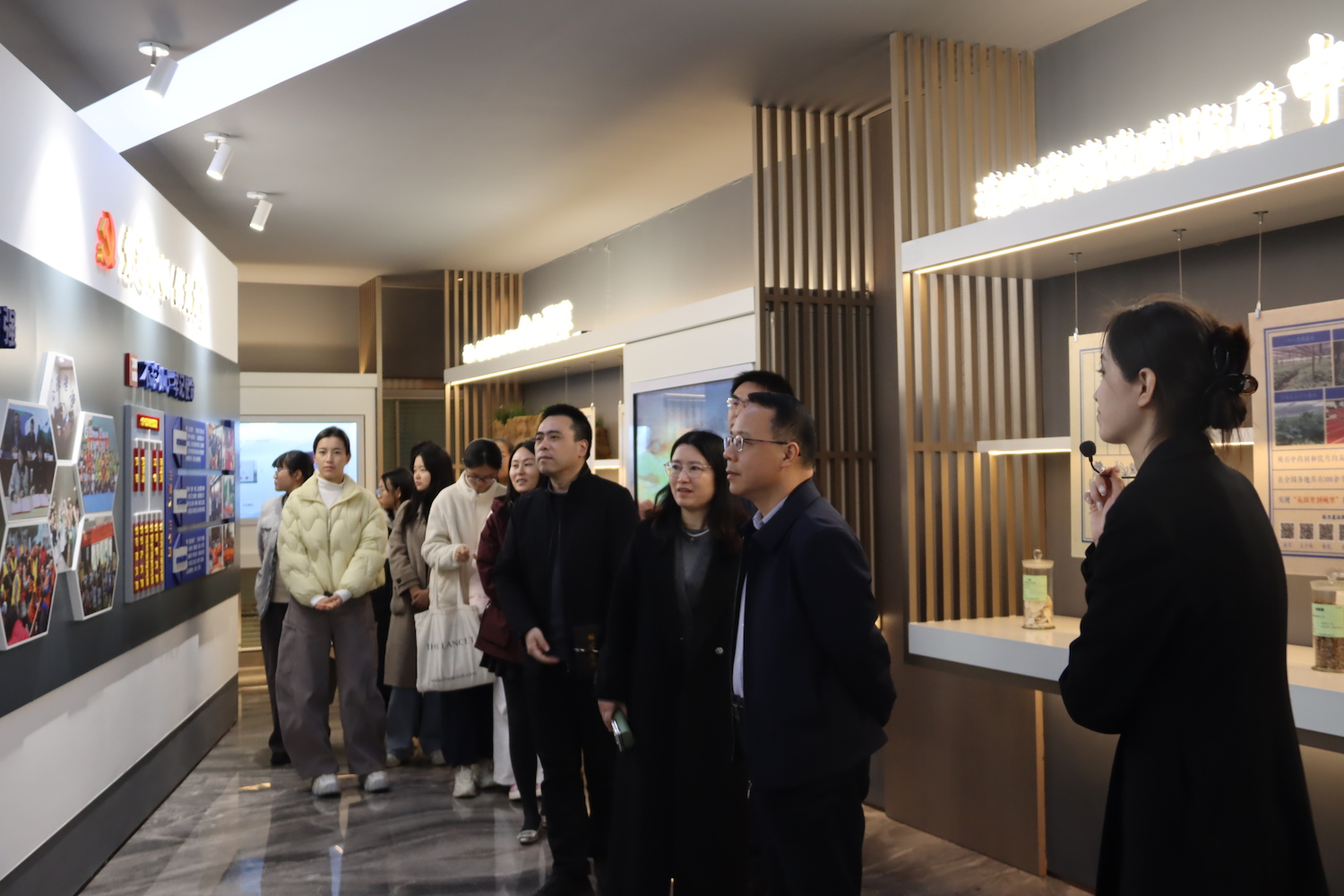 微信图片_20251202083505_194_3 微信图片_20251202083505_194_3