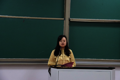 顿 顿