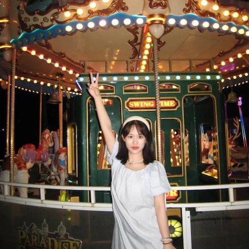 陈丹妮 陈丹妮